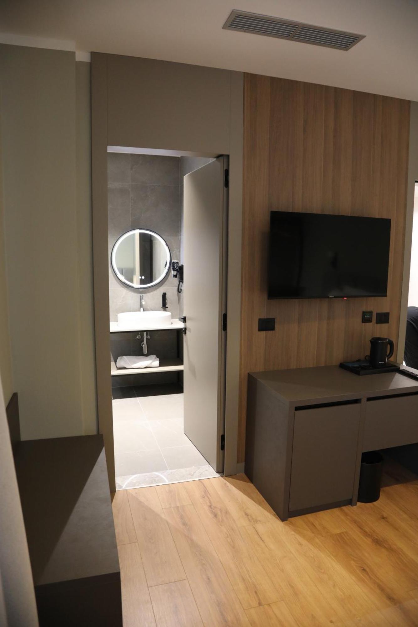 Kruja Luxury Suites エクステリア 写真