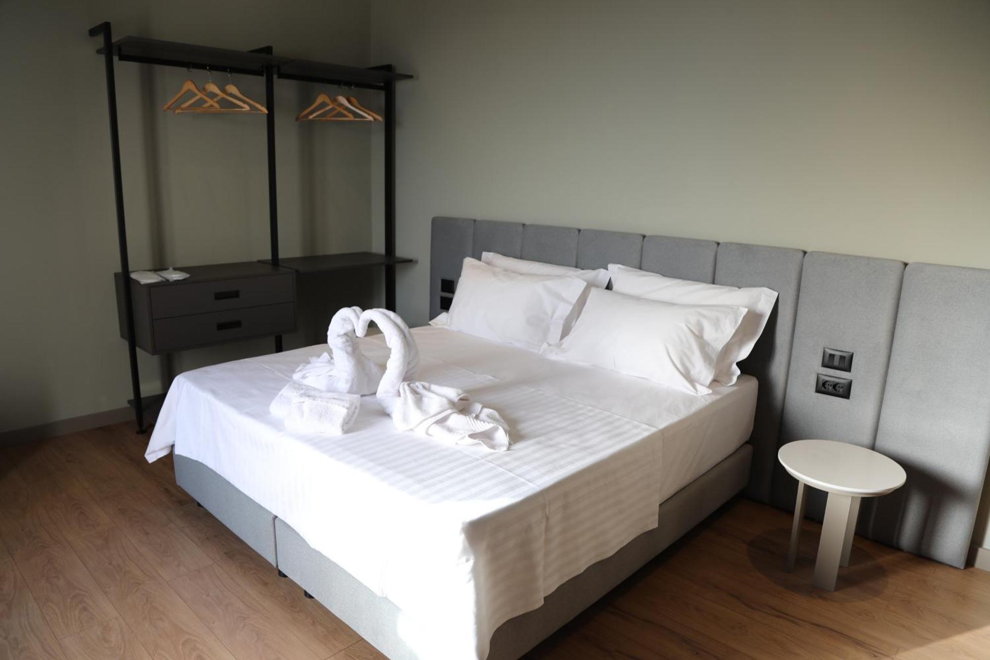 Kruja Luxury Suites エクステリア 写真