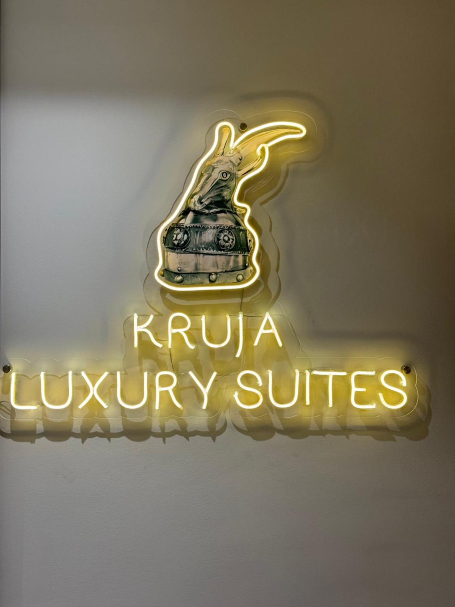 Kruja Luxury Suites エクステリア 写真